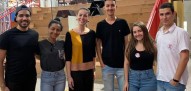 O candidato Gustavo Henrique recepcionado pela equipe do curso