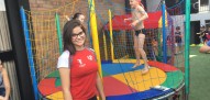 Curso de Educação Física da Unipar auxilia Campeonato de natação infantil, em Toledo