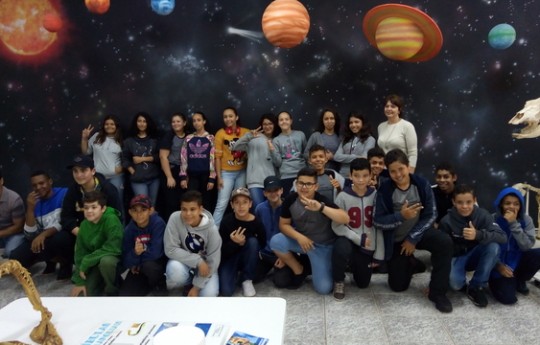 Estudantes do Ensino Fundamental visitam Museu Interdisciplinar de Ciências da Unipar, em Cianorte