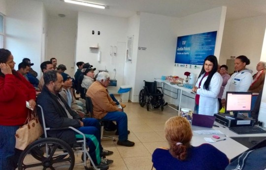 Curso de Enfermagem promove ação com foco na importância da água