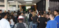 Centenas de jovens visitam Unipar Aberta em Toledo