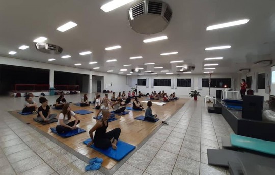 Acadêmicos da Unipar de Toledo recebem cursos diferenciados