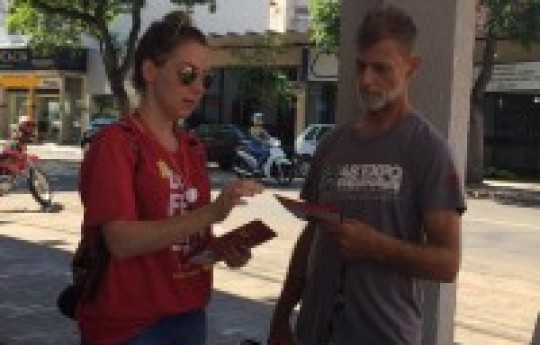 População de Paranavaí é atendida com ação preventiva em rede de drogarias, em Paranavaí