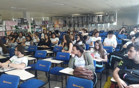 Alunos do IFPR são ministrados com palestra sobre Saúde Mental