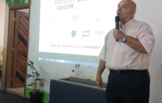 Palestra aborda a expectativa de um futuro promissor para a Educação