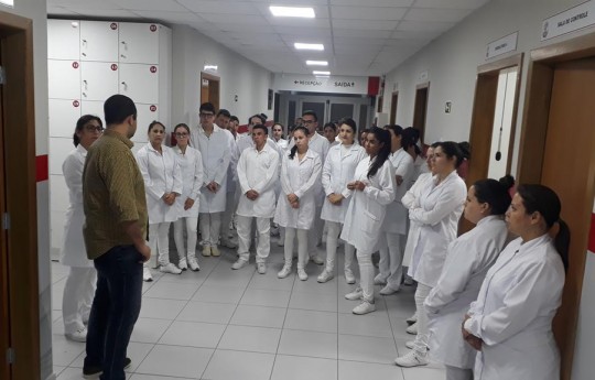 Centro de Educação Adamantina visita Unipar Sede