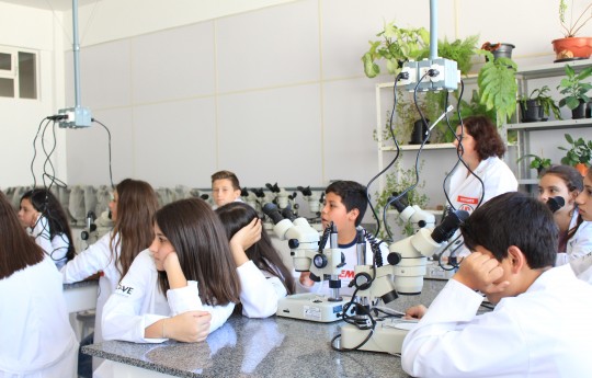 Unipar de Francisco Beltrão abre suas portas e recepciona alunos da Escola Estadual Mario de Andrade