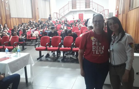 Unipar e Sapiens Colégio são parceiros em bate-papo sobre Saúde Mental